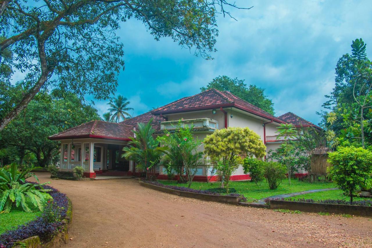 Randiyaepiliyagoda Resort Avissawella Ngoại thất bức ảnh