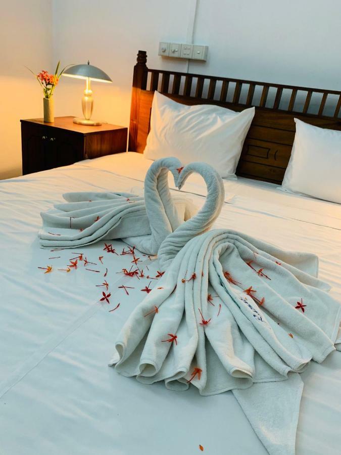 Randiyaepiliyagoda Resort Avissawella Ngoại thất bức ảnh