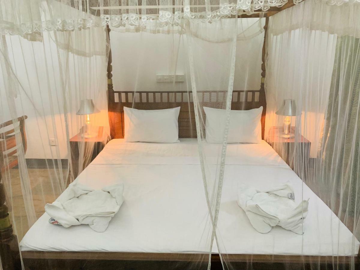 Randiyaepiliyagoda Resort Avissawella Ngoại thất bức ảnh