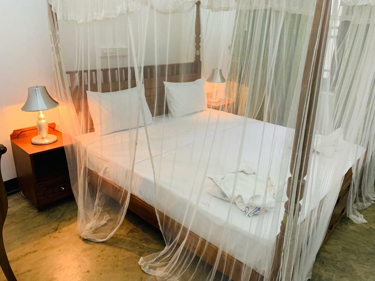 Randiyaepiliyagoda Resort Avissawella Ngoại thất bức ảnh
